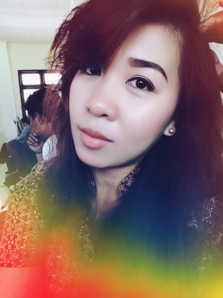 Veronika Vivi Mangundap S.Sos